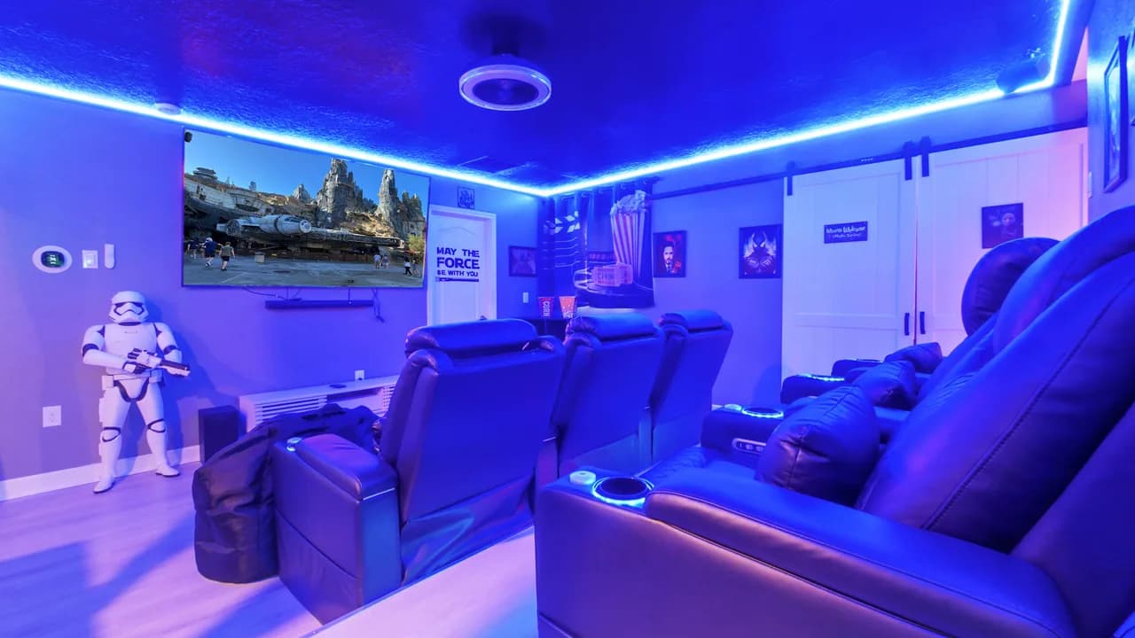 Entertainment-Focused Nine Bedroom Villa in Champions Gate photo 4