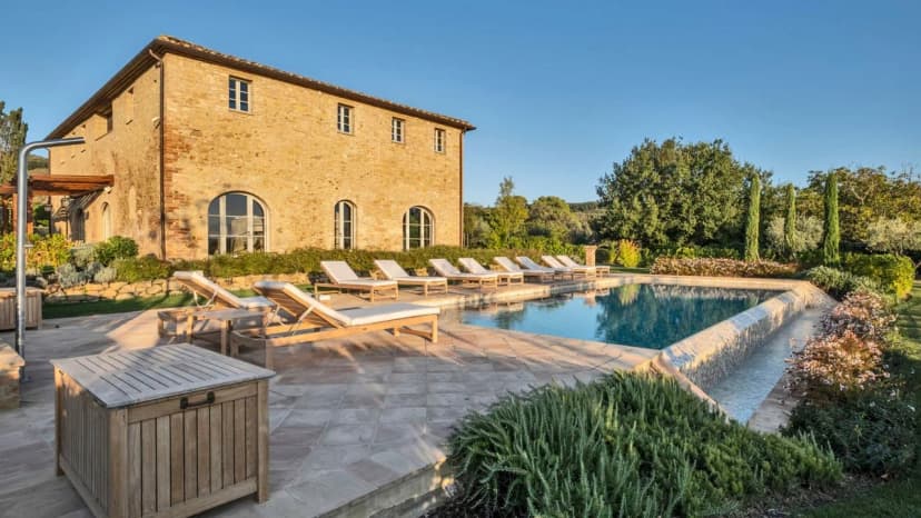 Grand Villa With Tranquil Surroundings