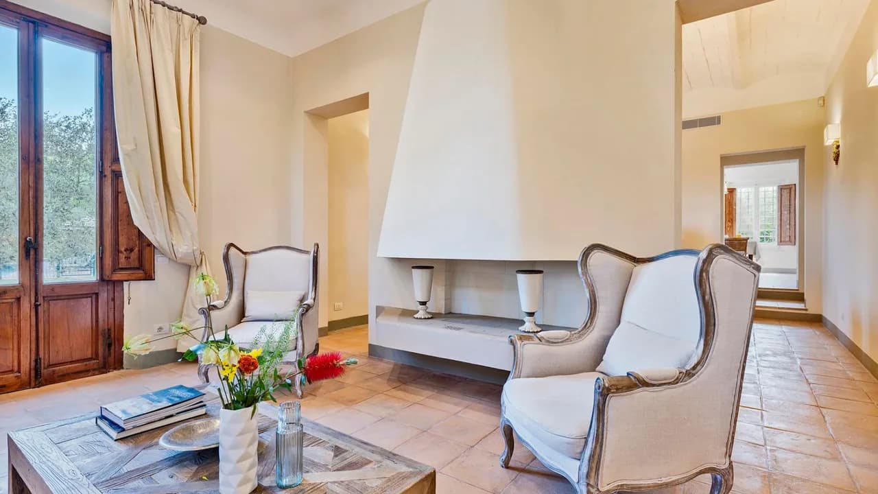 Luxurious Tuscan Life With Privacy photo 2
