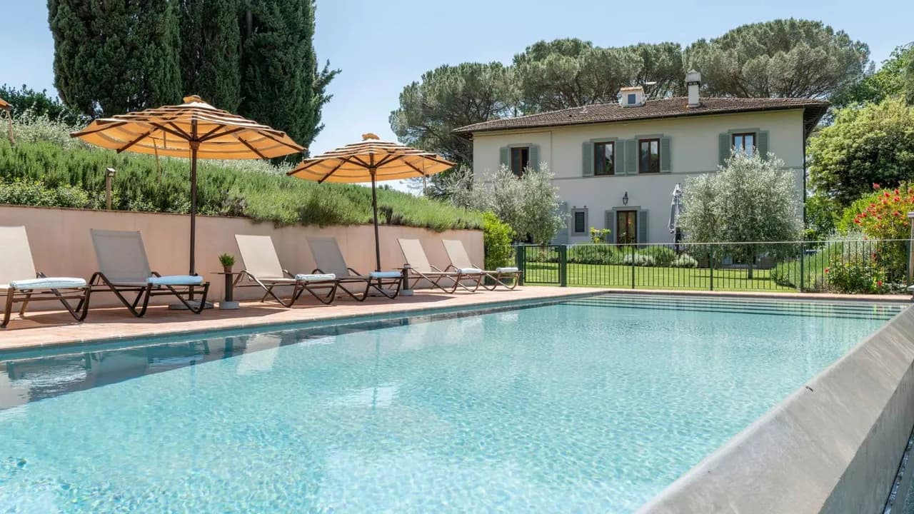 Luxurious Tuscan Life With Privacy photo 4
