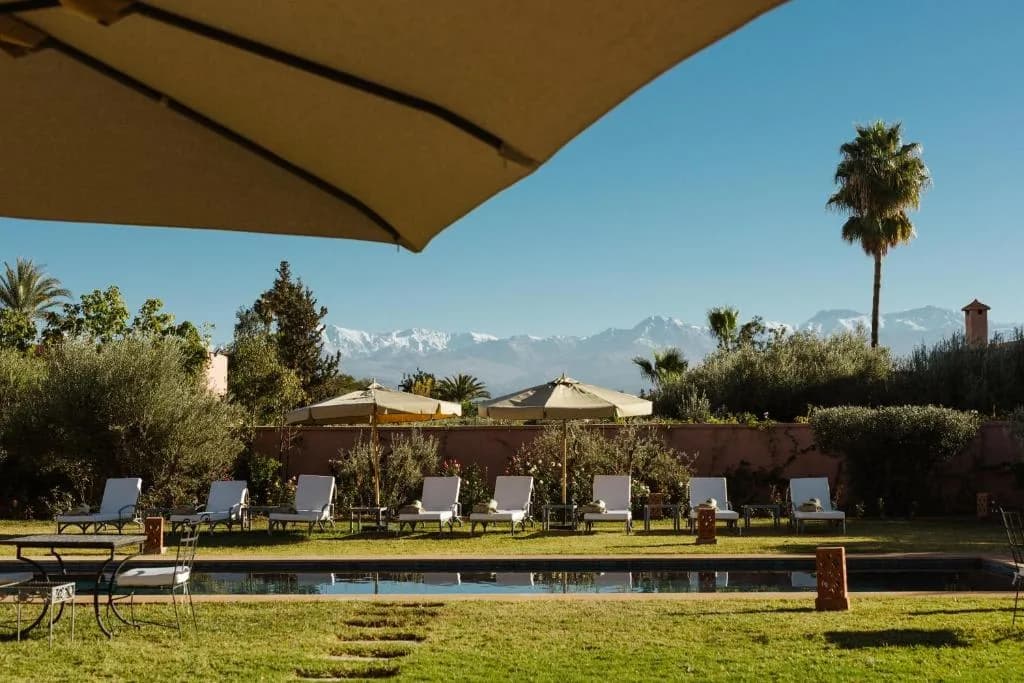 Dual-Pool Seven Bedroom Villa in Marrakech photo 4