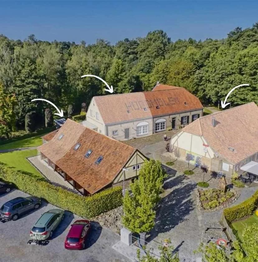 Spacious Seven Bedroom Villa in Brussels