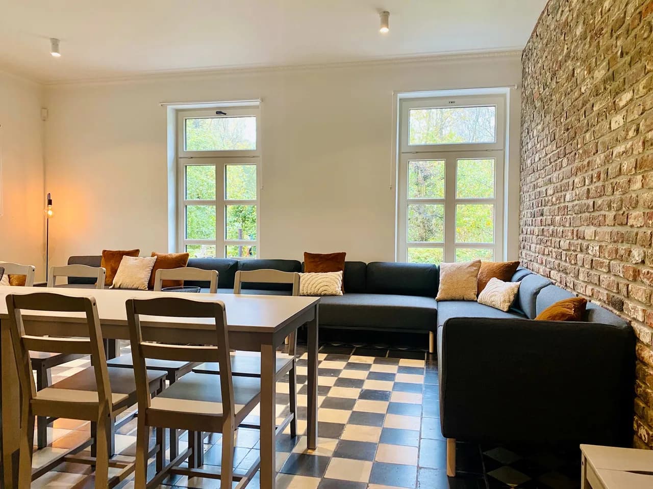 Spacious Ten Bedroom Villa in Meeuwen-Gruitrode photo 5