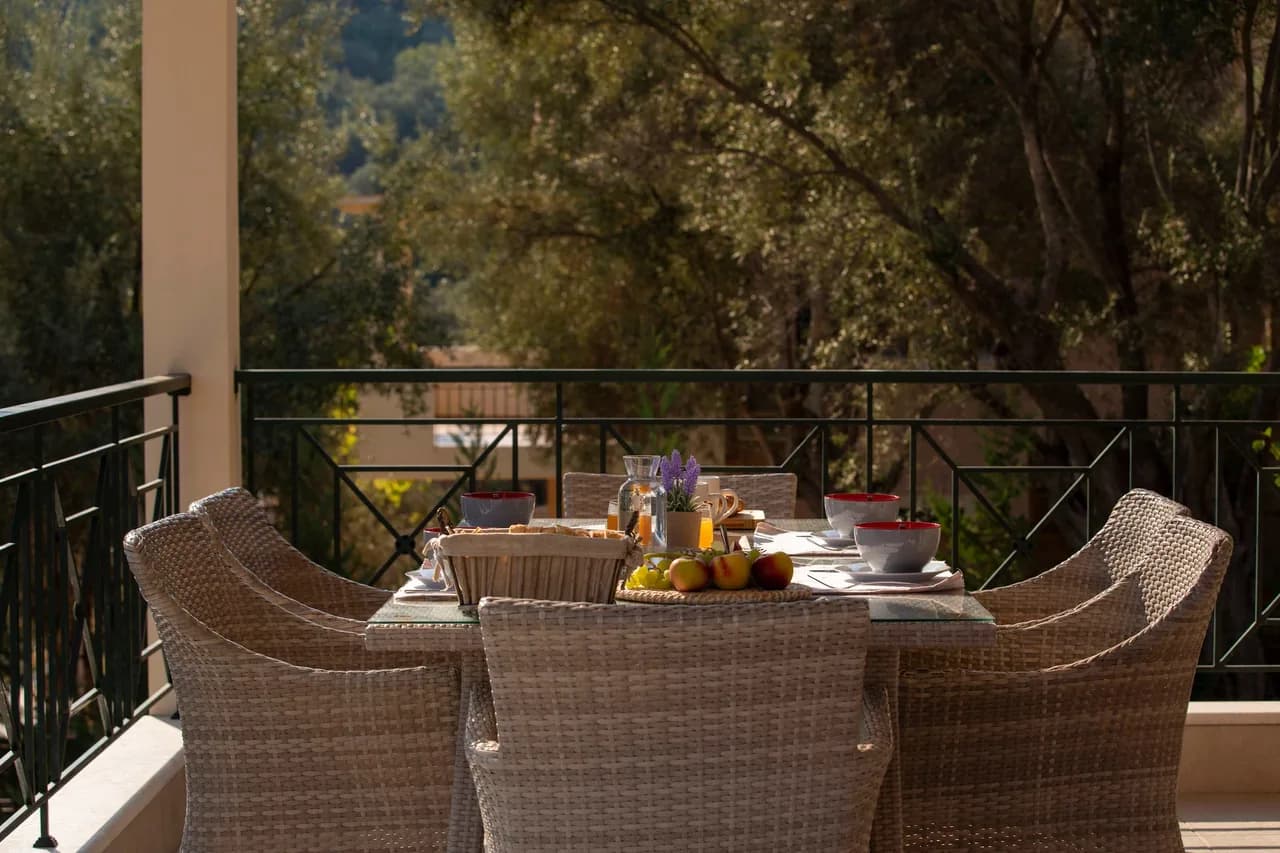 Gorgeous Villa With BBQ and Terrace photo 4