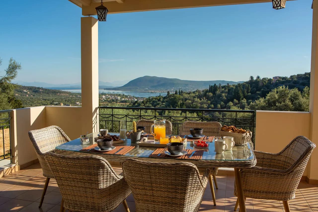 Charming Villa Near Katouna With Pool photo 4