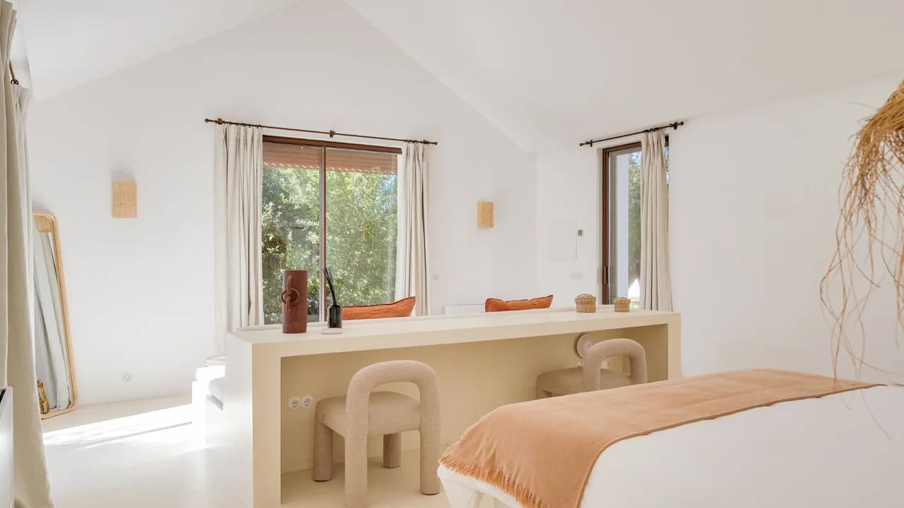 Coastal Escape With Rooftop Lounge photo 3