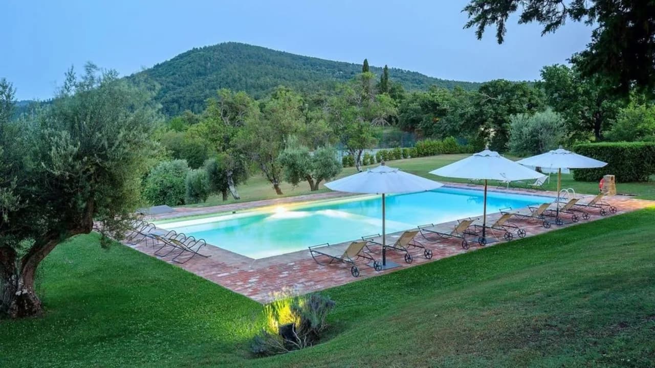 Beautiful Private Hamlet With Pool and Views photo 4