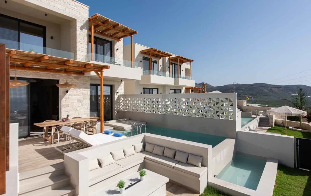 Sophisticated Retreat With Ocean Views photo 4