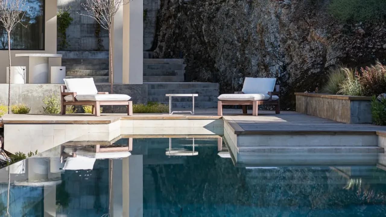 Luxury Villa in Prestigious El Madroñal photo 5