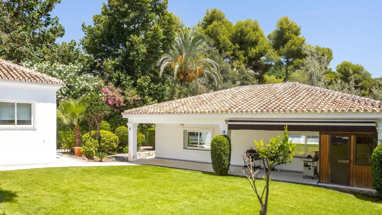 Modern Andalusian Villa With Private Pool photo 5