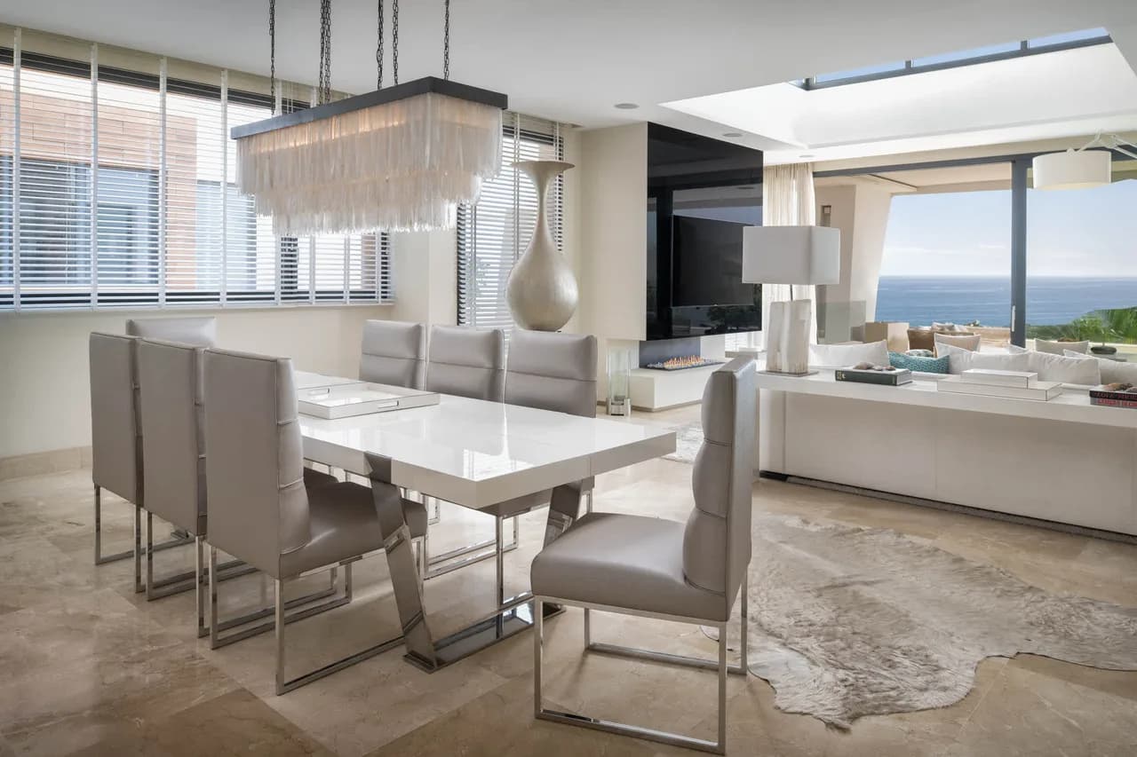 Sea-Facing Penthouse With Luxurious Interiors photo 5