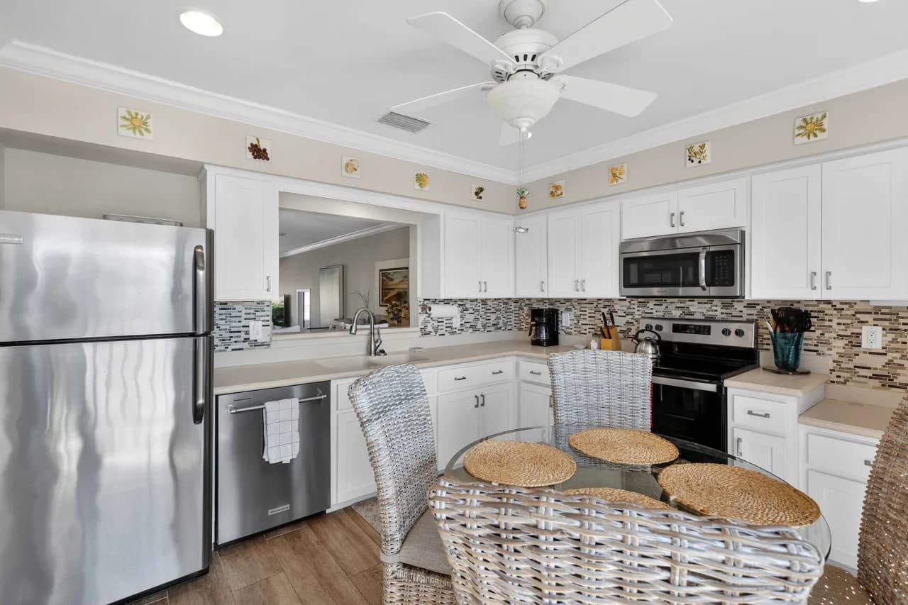 Stunning Lakehouse Condo in Sarasota photo 3