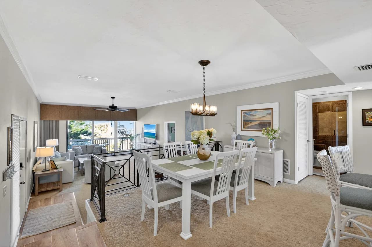 Stunning Lakehouse Condo in Sarasota photo 4