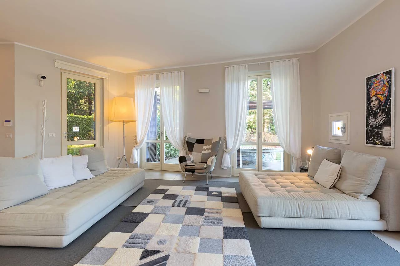 Comfortable Family Villa With Garden Space photo 2
