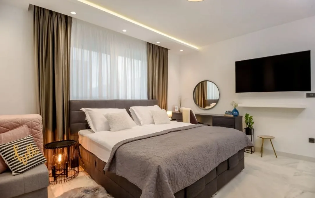 Luxurious Dalmatian Villa Near Beach photo 3