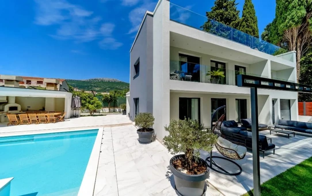 Luxurious Dalmatian Villa Near Beach photo 5