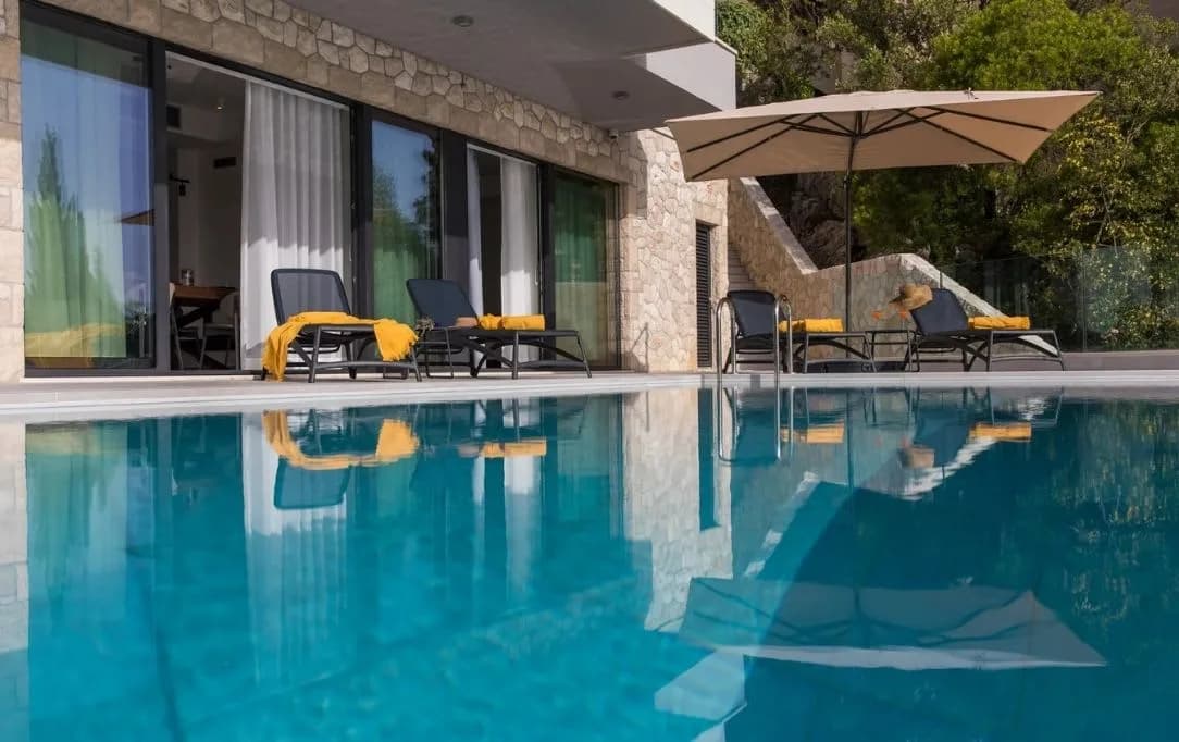 Mediterranean Escape With Sundeck photo 4