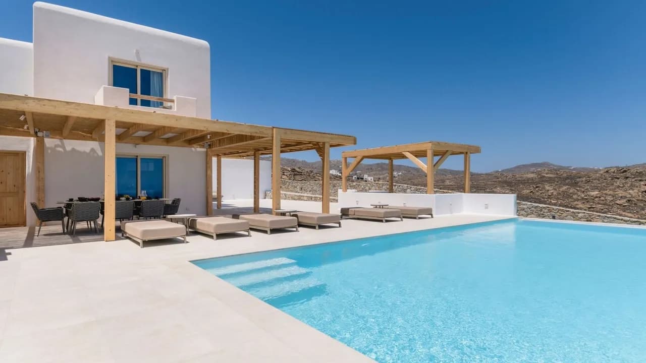 Modern Seaside Villa With Infinity Pool photo 4