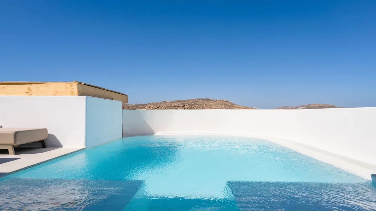 Sophisticated Villa Near Super Paradise Beach photo 5