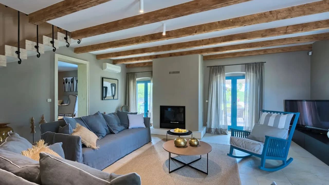 Beautiful Countryside Villa With Terrace photo 2
