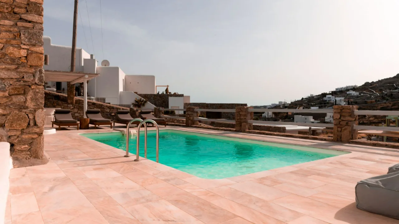 Tranquil Mediterranean Retreat With Pool photo 4