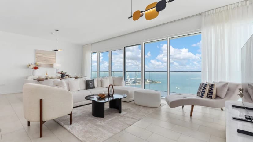 Spectacular Palm Jumeirah Waterfront Stay