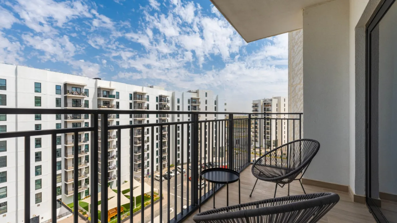 Luxury Apartment Minutes From Yas Mall photo 3