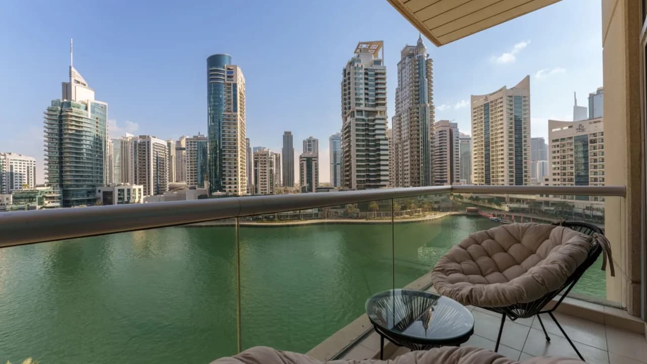 Luxury Marina Apartment With Balcony photo 5