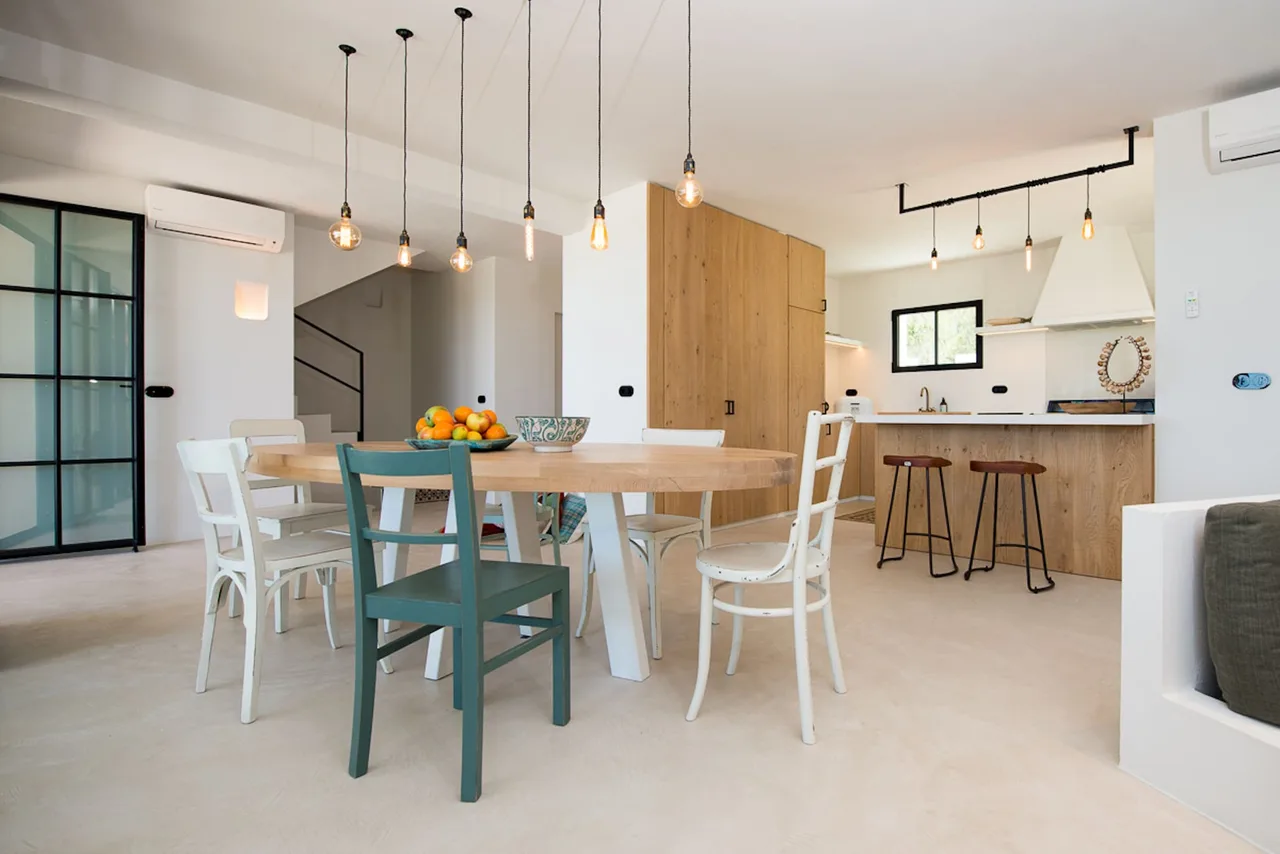 Timeless Luxury Ibiza Villa With Stunning Vistas photo 4