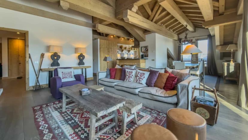 Elegant Ski Chalet With Private Sauna