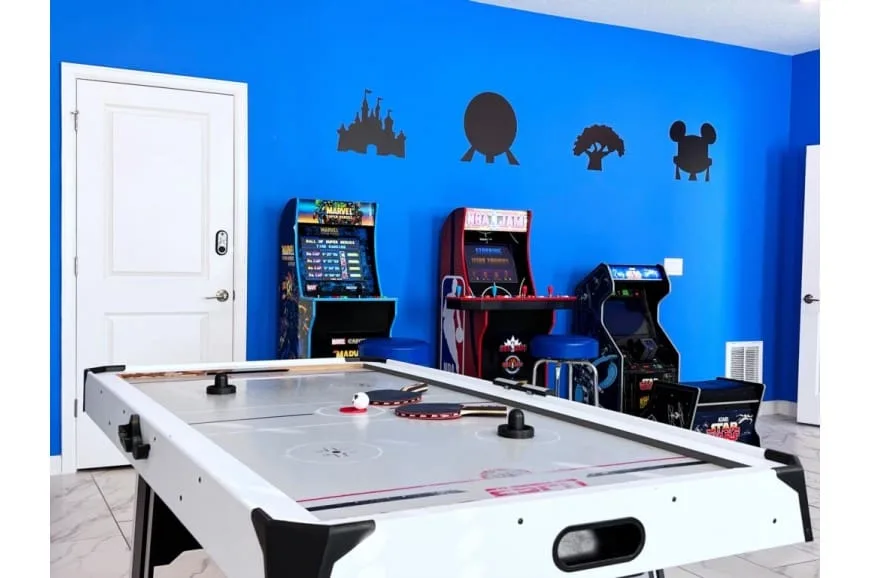 Game Room Villa in West Lucaya, Florida photo 3
