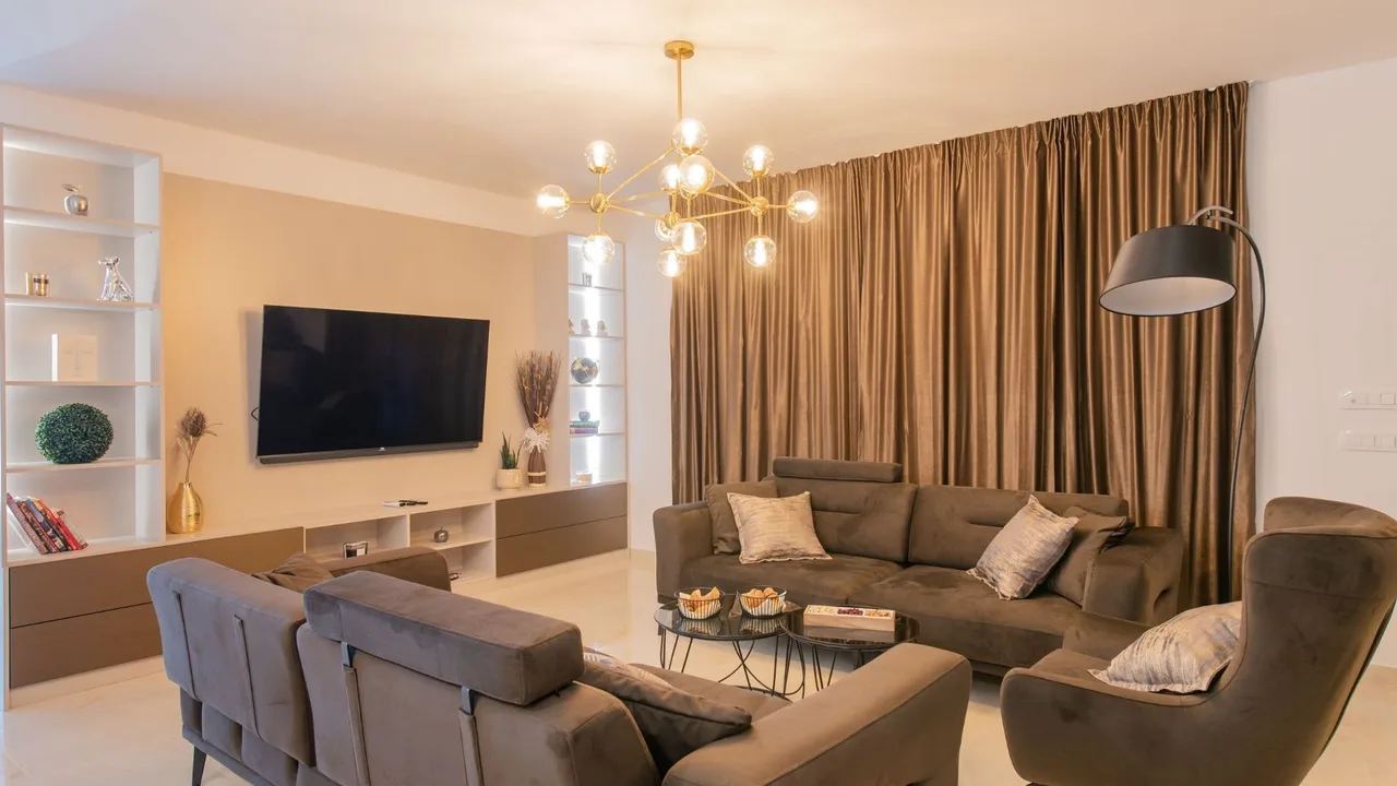 Sun-kissed Villa With Relaxing Spaces photo 4