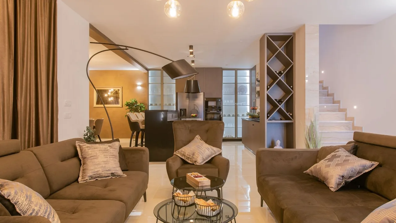 Sun-kissed Villa With Relaxing Spaces photo 5