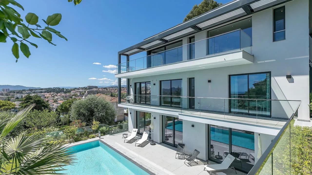 Prestige Property With High-end Design