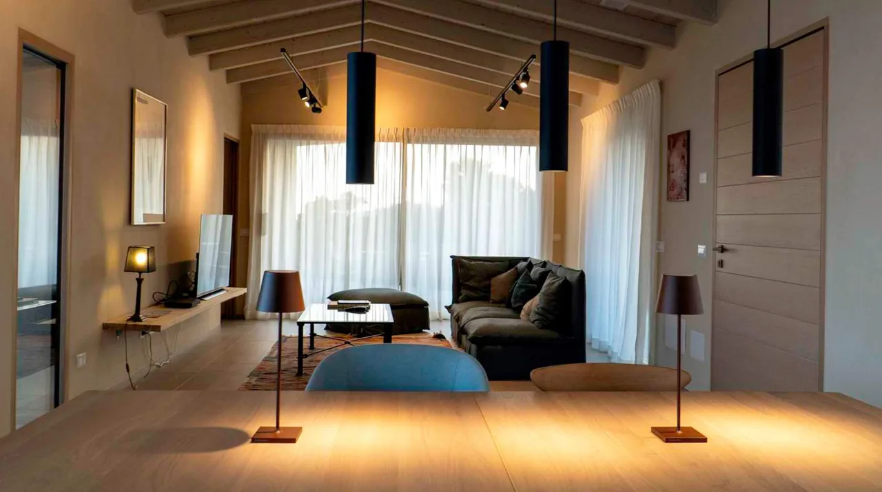 Modern Sardinian Villa With Stunning Views photo 2