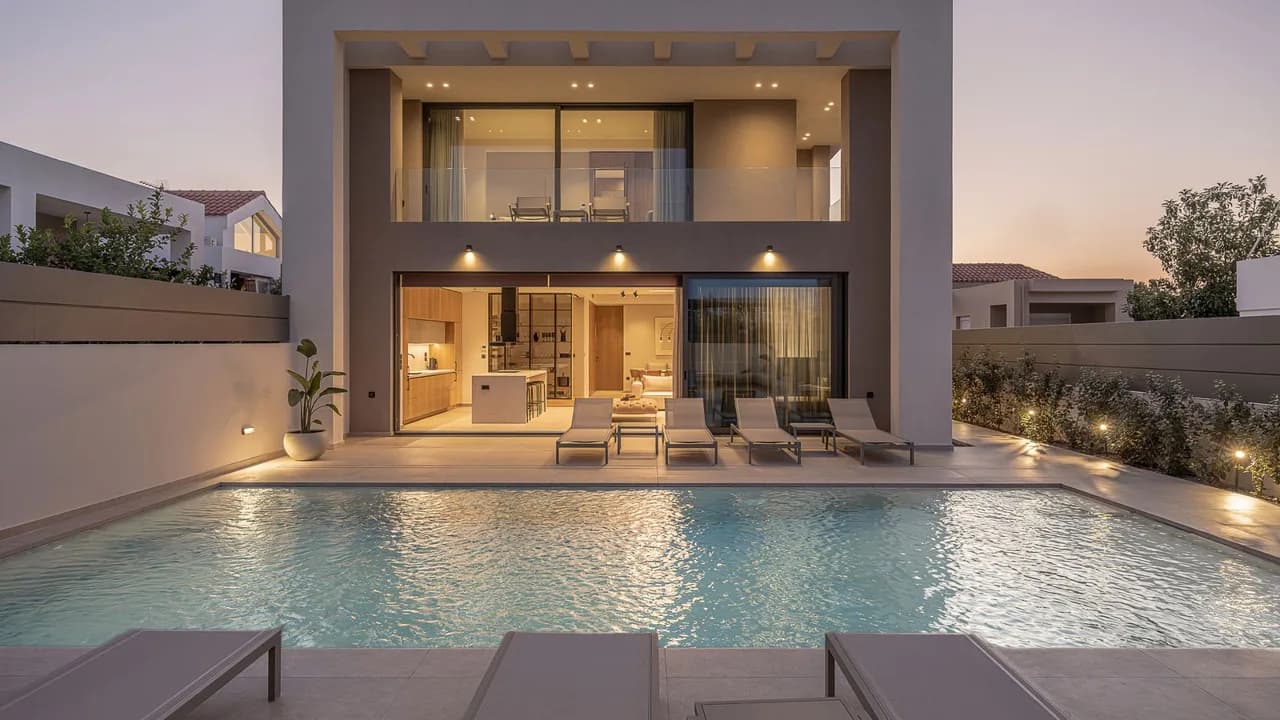 Luxury Stay Near Agioi Apostoloi