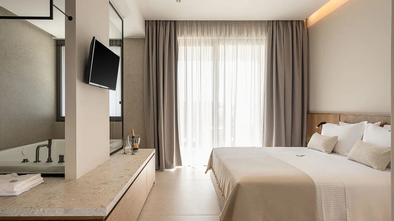 Luxury Stay Near Agioi Apostoloi photo 3