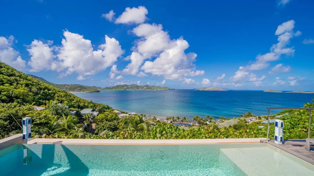 Cozy Villa With Ocean and Sunset Views photo 5