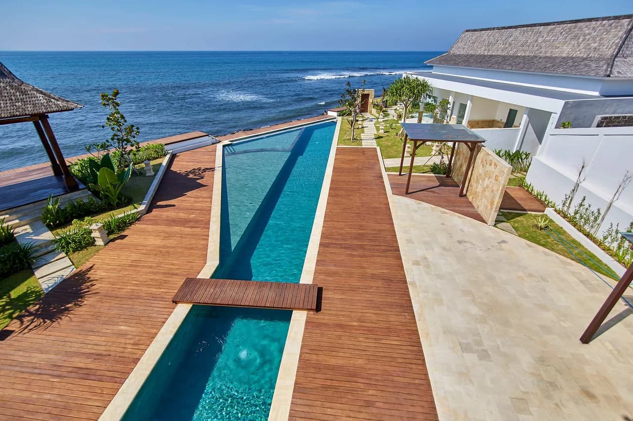 Spacious 4BR Villa With Stunning Ocean Views photo 2