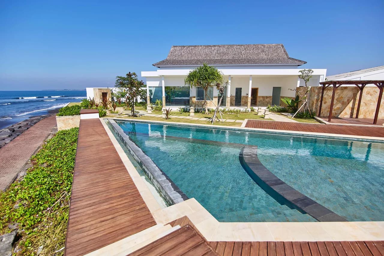 Spacious 4BR Villa With Stunning Ocean Views photo 4