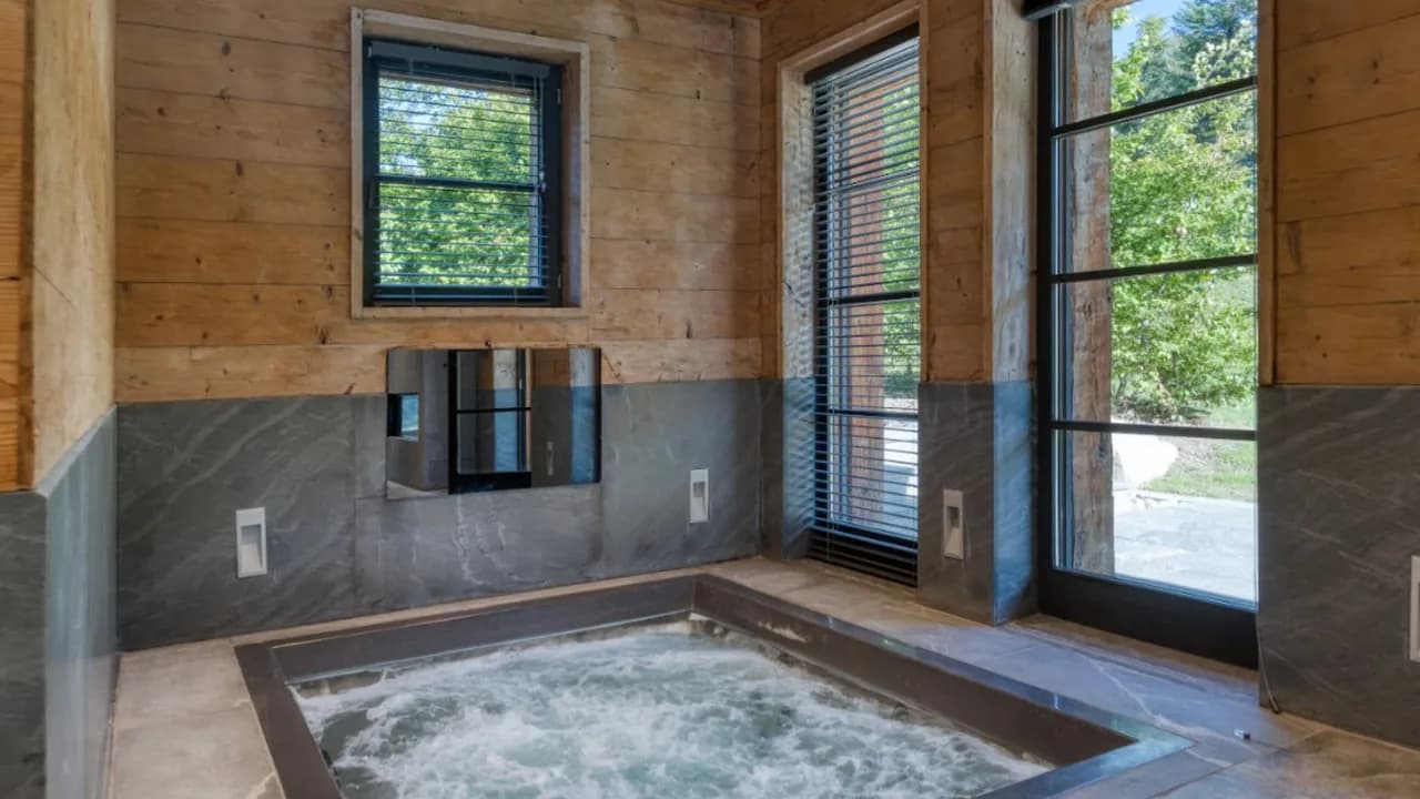 Serene Megève Retreat With Private Jacuzzi photo 5