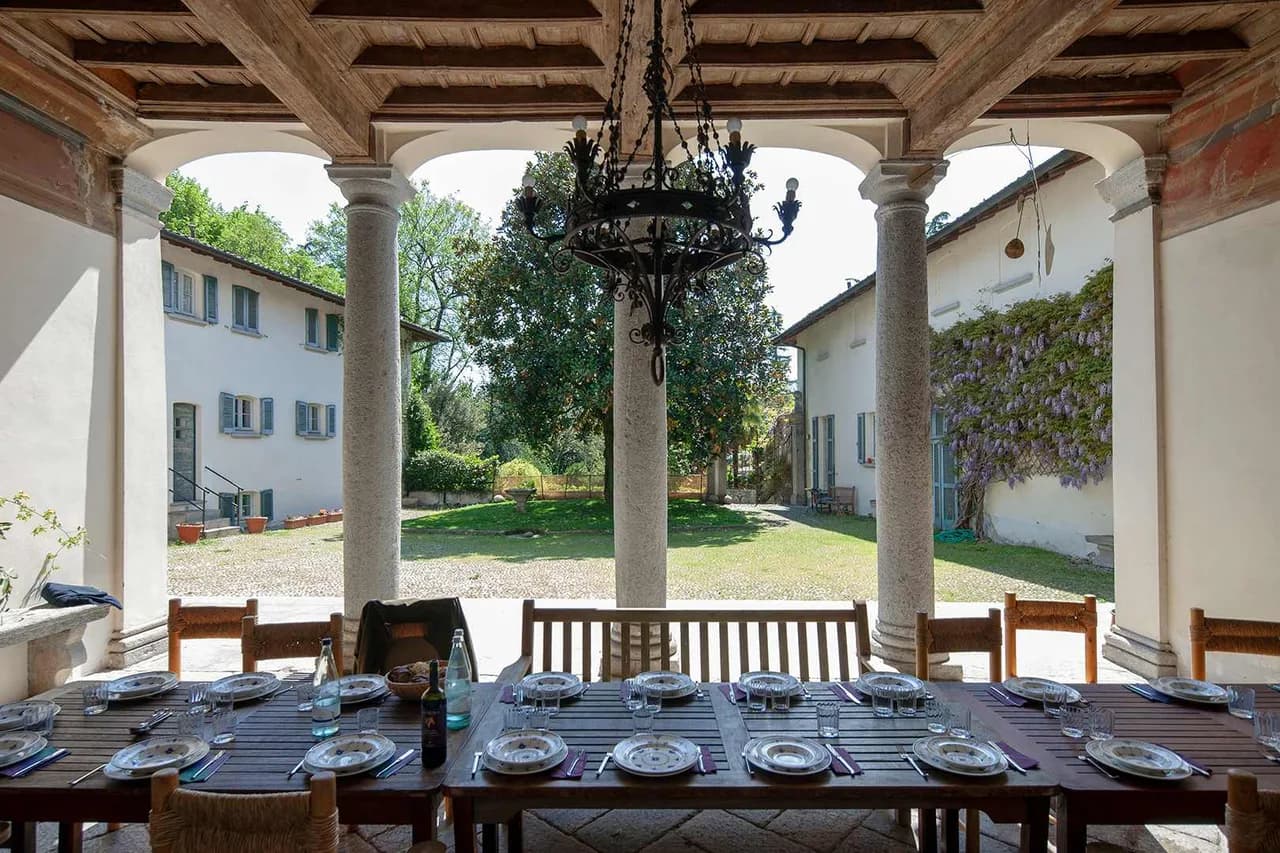 Stunning Historic Villa With Lake Varese View