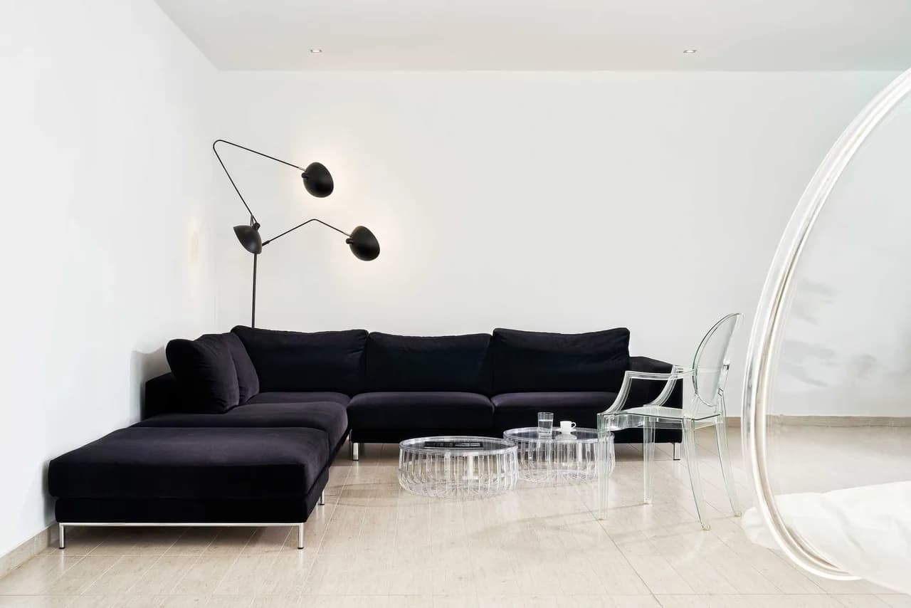 Spacious Designer Villa With Sea Views photo 4