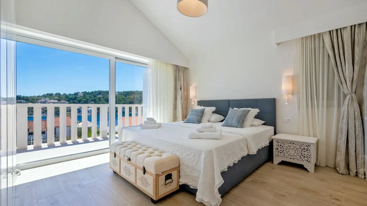 Private Haven With Mediterranean Charm photo 3