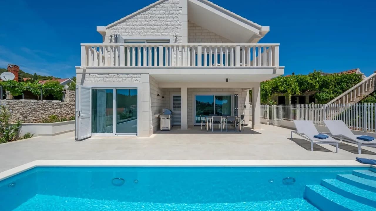 Private Haven With Mediterranean Charm photo 5