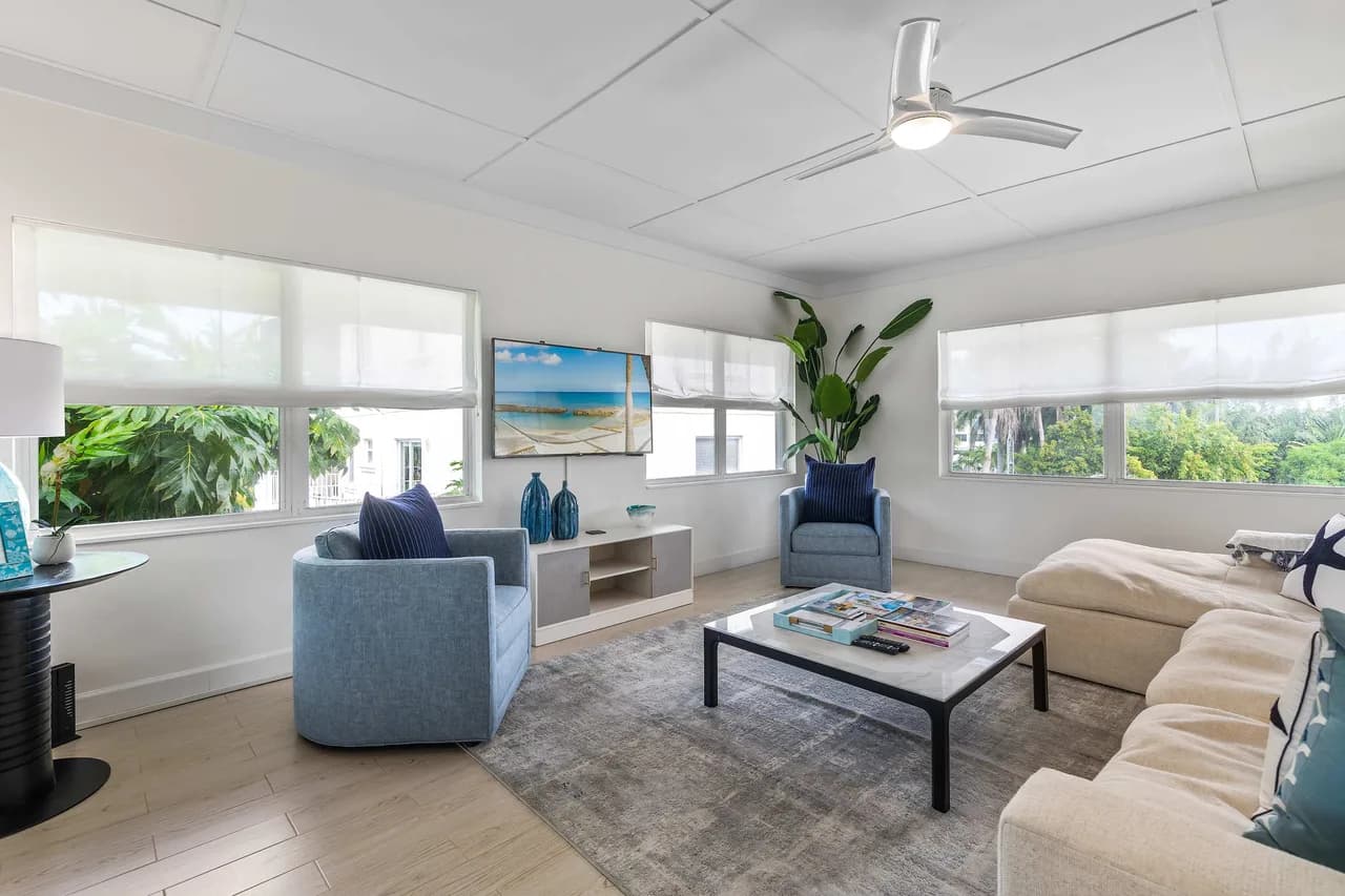 Oceanview Beachfront Three Bedroom Condo in Cayman photo 5