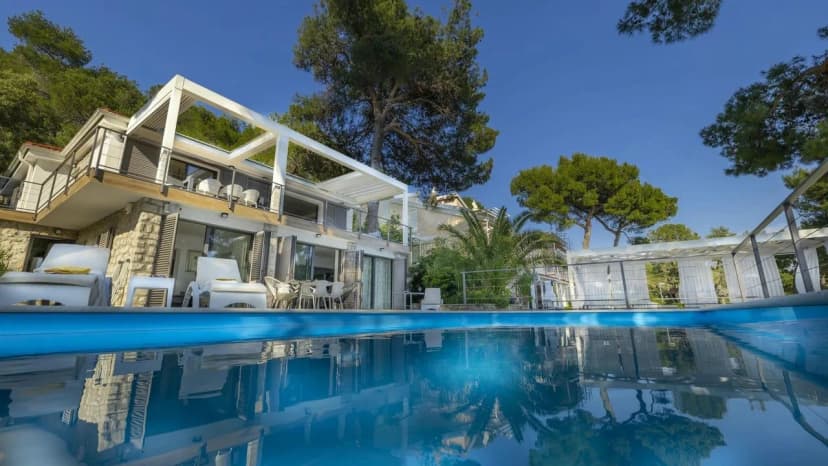 Luxury Haven for Relaxation Seekers