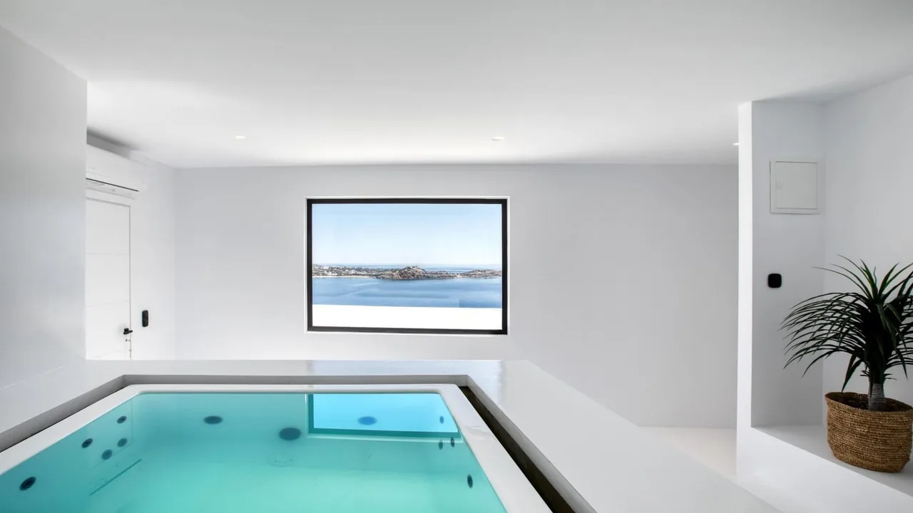 Gorgeous Villa With Private Outdoor Jacuzzi photo 4