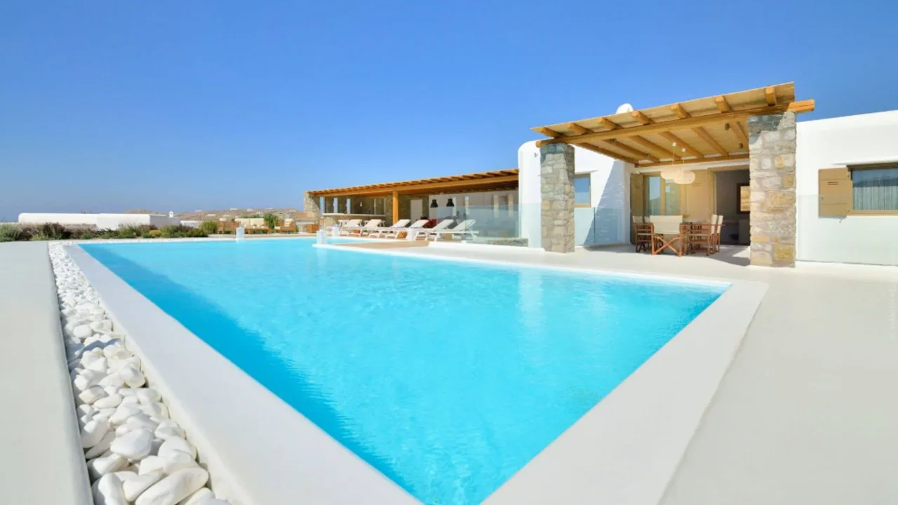 Cozy Mykonos Villa With Private Pool