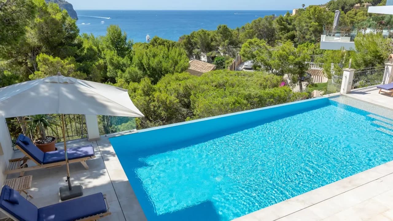 Stunning Sea View Villa With Pool photo 5